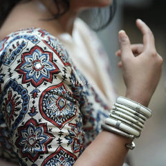 Vintage-Inspired Mirror Work Silk Saree